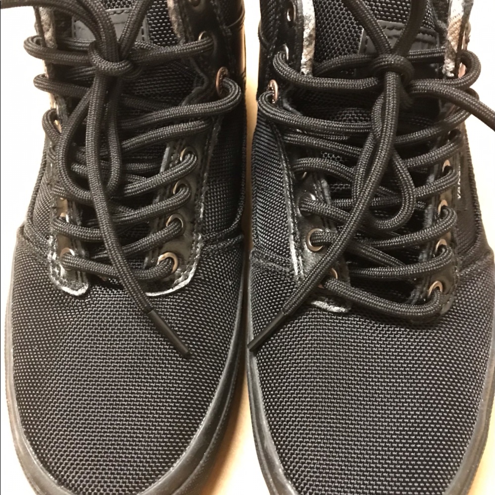 ** New Vans Bedford Tiger Clash Black Men’s 6.5 **